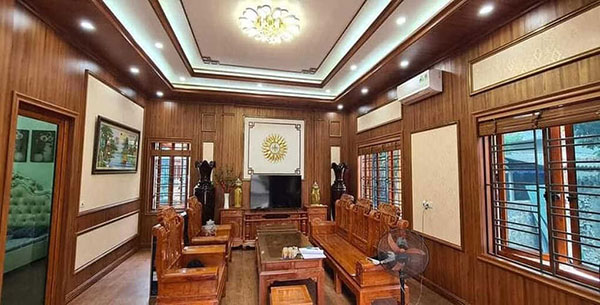 mẫu trần nhựa giả gỗ hot nhất