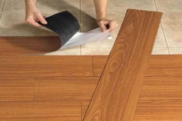Sàn nhựa giả gỗ có tái sử dụng được hay không