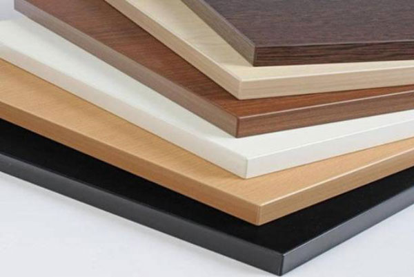 Tấm nhựa ốp tường có mấy loại